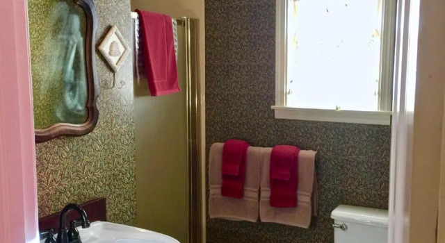 Трёхместный номер Superior Shaw House Inn