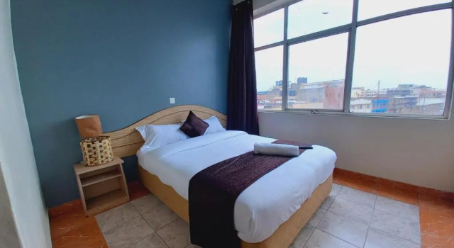 Двухместный номер Standard Fahari Triple Hotel