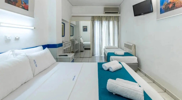 Трёхместный номер ROY Hotel