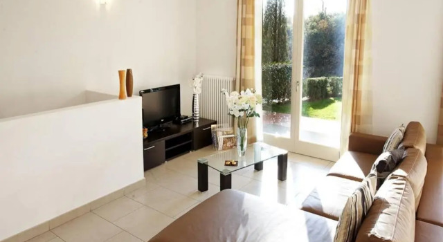 Tremezzo Residence 2, Book Lejlighed Hoteller i Tremezzo med pool, Swimmingpool