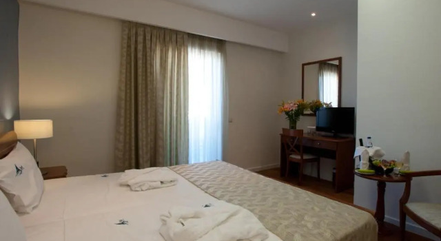 Двухместный номер Superior Mediterranean Beach Resort