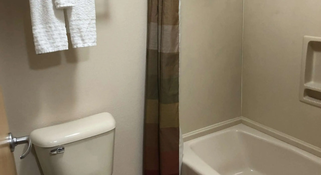 Четырёхместный номер Standard Best Western Dallas Inn & Suites
