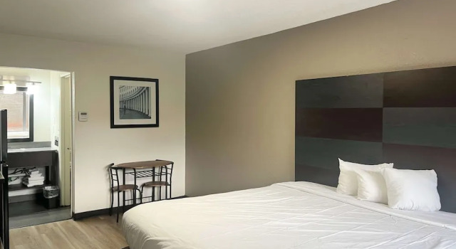 Номер Deluxe Studio 6 Charlotte, NC - Airport South