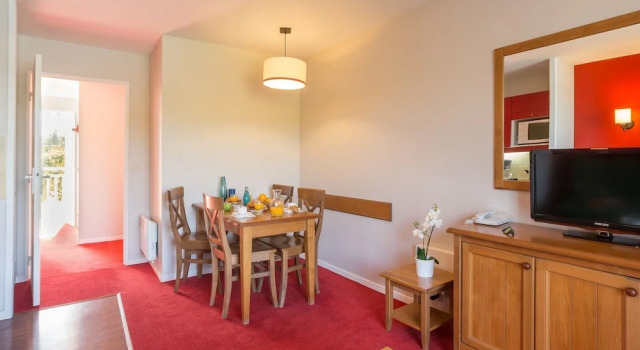 Situated in a Landscaped Park of a Little Less Than ..., Réserver Hôtel Hôtels et hébergements à Marciac, Hôtel