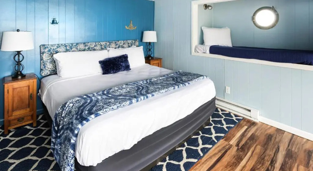 Четырёхместный номер Standard Moolack Shores Inn