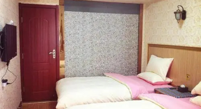 Xiahe Labrang Tibetan Hostel, Book Hostel / Vandrerhjem Hostels i Xiahe, Hostel / Vandrerhjem