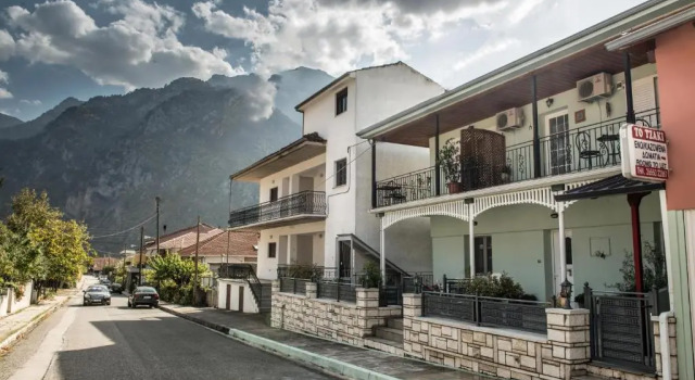Guesthouse To tzaki, Reserva ahora Hotel Konitsa Ioannina Regional Unit