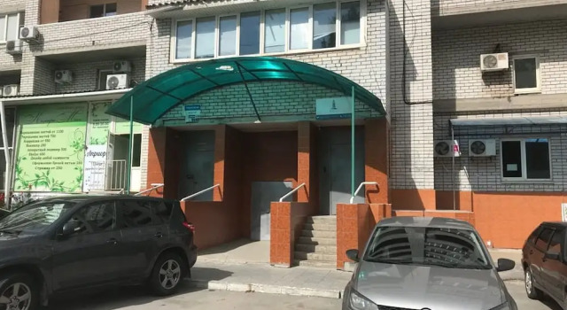 Hostour, Забронировать Отель Отели Волгограда с парковкой, рядом с Новый экспериментальный театр, Парковка