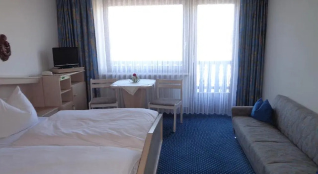 Hotel am See, Buchen Sie Hotel Roding Oberpfalz