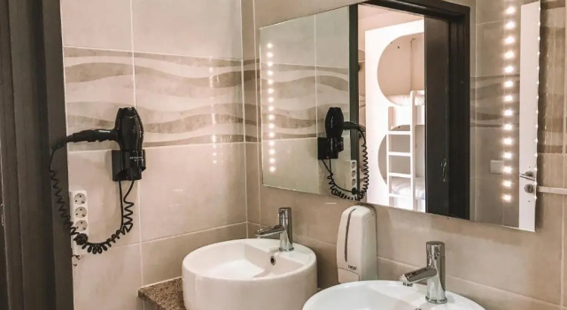 Капсула с видом на сад Urban Garden Porto Central Hostel