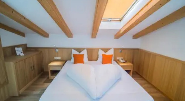 Hotel Sonnenhof, Забронировать Отель Отели Лана 3 звезды, 3*