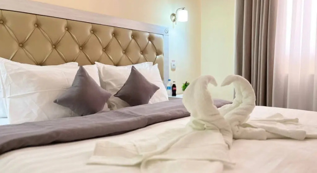 Полулюкс AKS Hotel