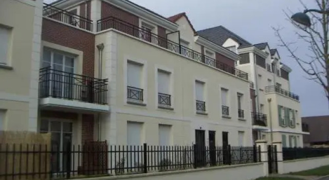 Ground Floor Apartment with Garden, Забронировать Апартаменты/квартира Апартаменты Маньи-ле-Онгр, Апартаменты/квартира