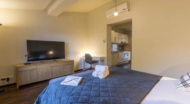 My Hotel Peyrou - Premi re Conciergerie, Забронировать Отель Монпелье Hérault, рядом с Площадь Ла-Канург