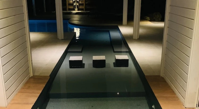 Вилла с 4 комнатами с видом на бассейн Nakolodge 4 chambres - piscine / balneo / jardin privatifs