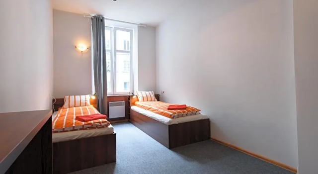 Constitution Square Rooms, Забронировать Отель Средместье Варшава