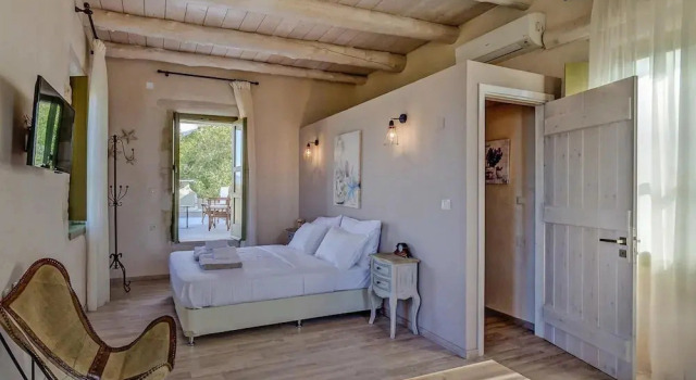 Cozy Holiday Home in Cretan Country Style