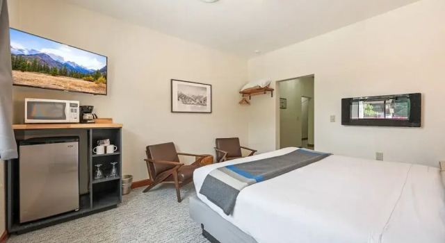 Номер Standard с красивым видом из окна Hotel Leavenworth
