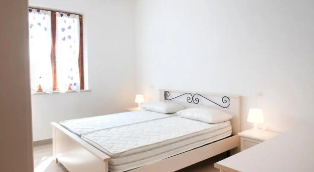 N192 - Numana, nuova villetta con portico, Rezervovat Hotel Numana 