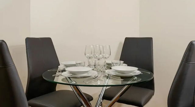 Семейные апартаменты Charming Edinburgh Apartment