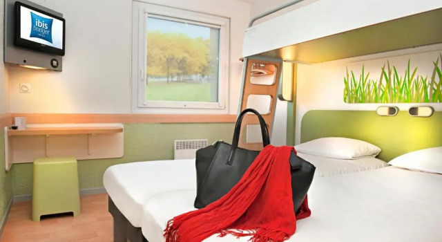 Трёхместный номер Standard ibis budget Strasbourg Sud Illkirch