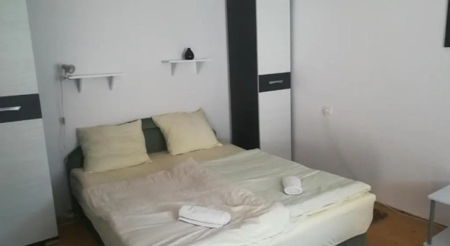 Pinczés Ház, Забронировать Отель Отели Хайдусобосло с завтраком, рядом с Bell House, Завтраки