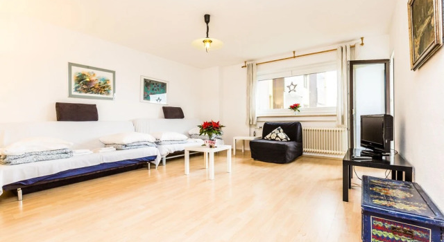 Apartment Köln Neubrück, Κράτηση Διαμέρισμα Brück Μπέργκις Γκλάντμπαχ