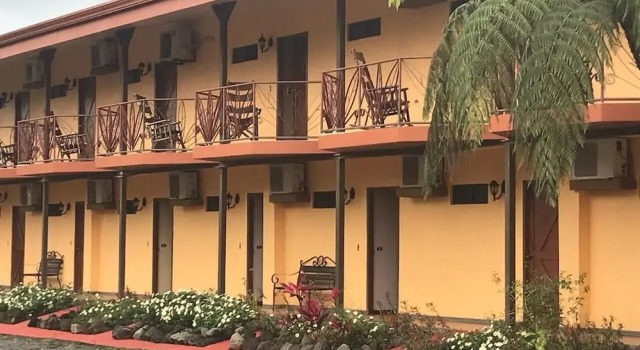 Hotel Arenal Experience, Varaa Hotelli Hotellit Alajuela uima-altaalla, Uima-allas