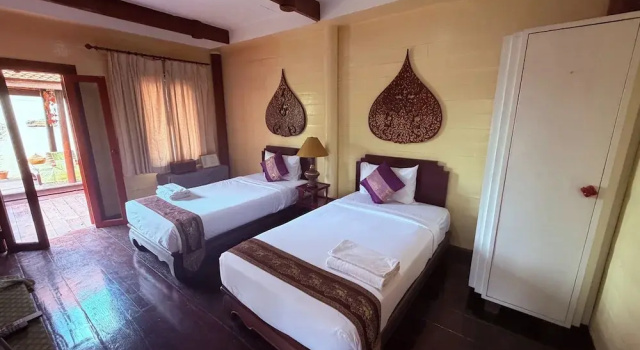 Номер Deluxe с видом на реку Ayutthaya Garden River Home