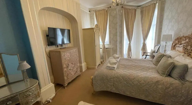 Апартаменты 50A Clifton Garth