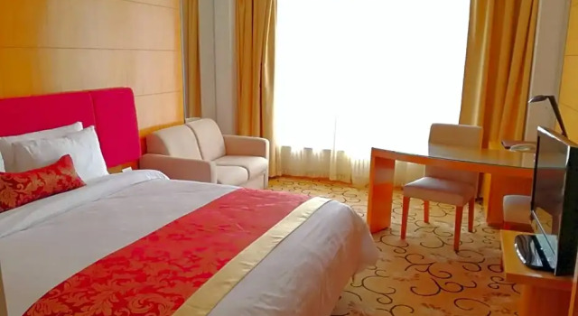 Номер Executive Golden Lustre Hotel