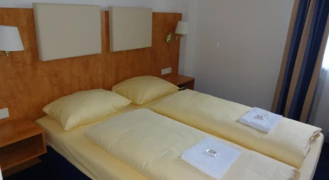 Трёхместный номер Standard Euro-Hotel