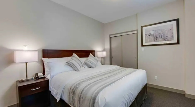 Номер Standard Ramada by Wyndham Grassland