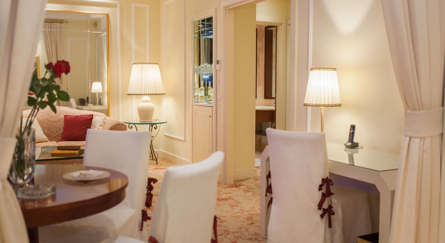 Двухместный люкс с видом на сад Grande Albergo Delle Rose