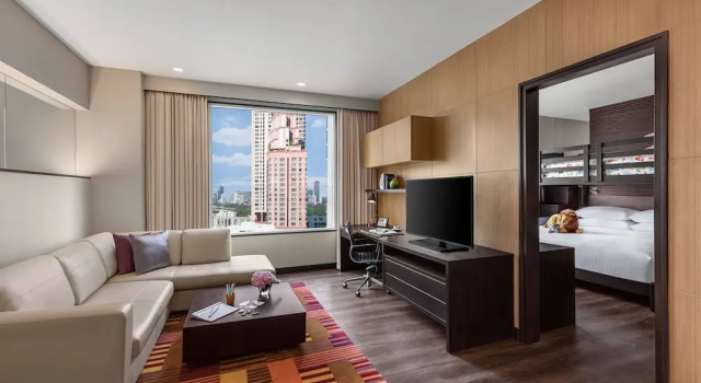 Люкс Family c 1 комнатой с видом на город Marriott Executive Apartments Sukhumvit Park, Bangkok