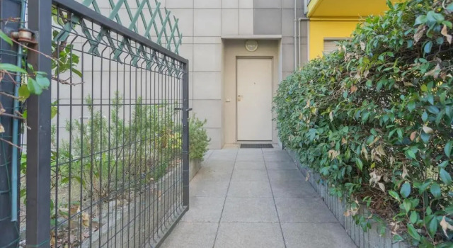 Апартаменты Loft in the city - private garage & garden