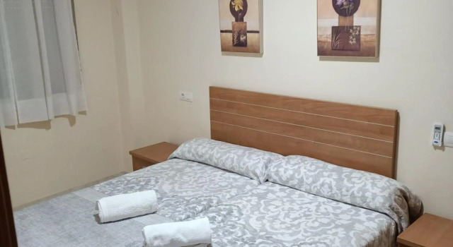 APARTAMENTO PERGAR II 4 PERSONAS DESDE 33ePOR NOCHE-WIFI, Prenota Appartamento Gabia Grande Andalusia