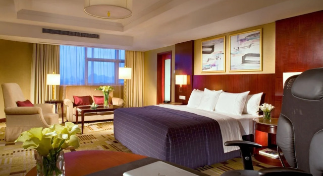 Двухместный номер Standard с видом на реку Sheraton Guiyang Hotel