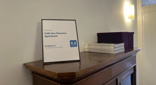 Апартаменты Calle San Giacomo Apartment