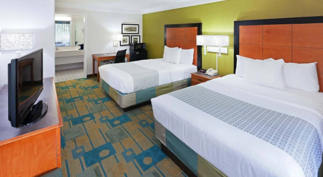 Quality Inn Slidell I-10, Забронировать Отель Слайделл Луизиана