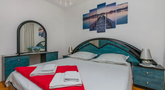 Apartment Marijana, Book Lejlighed Hoteller i Split Region med parkering, Parkering