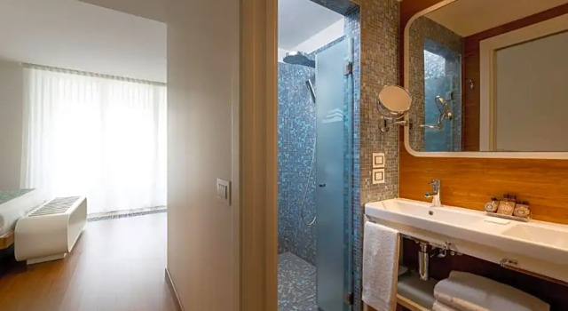 Номер Superior T-Suite Hotel
