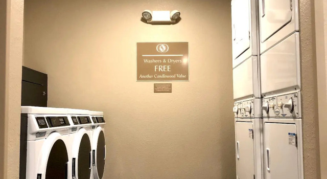 Двухместный люкс c 1 комнатой Candlewood Suites Secaucus by IHG