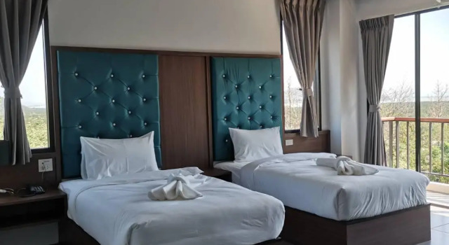 Yamin Seaview Hotel, Забронировать Отель Ратсада остров Пхукет