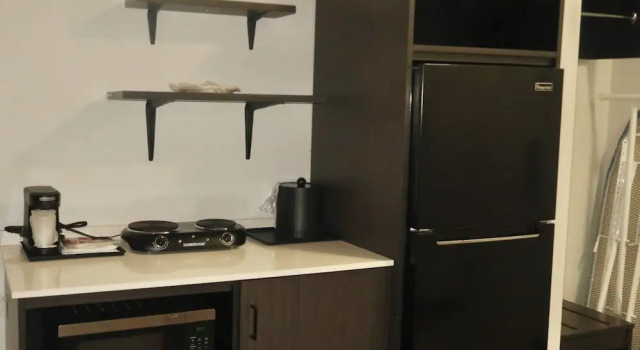 Четырёхместный номер Standard Studio 6 Suites Elkhart, IN