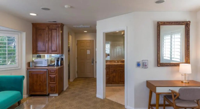 Бунгало Deluxe Saratoga Oaks Lodge