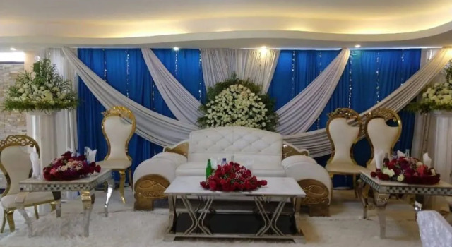 Holiday Hotel