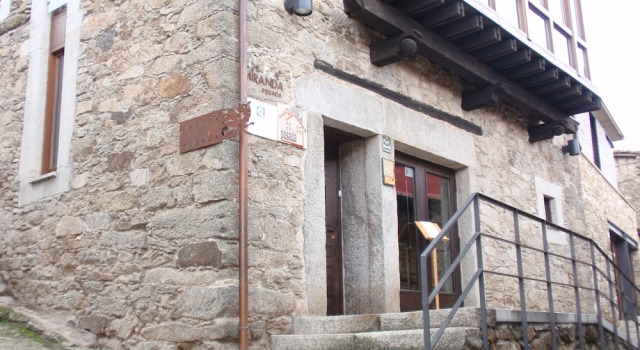 Posada Miranda, Забронировать Отель Миранда-дель-Кастаньяр Sierra de Francia