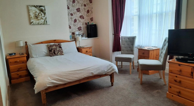 Fosters Guest House, Забронировать Гостевой дом Отели Уэймут с завтраком, рядом с Пляж Гринхилл, Завтраки