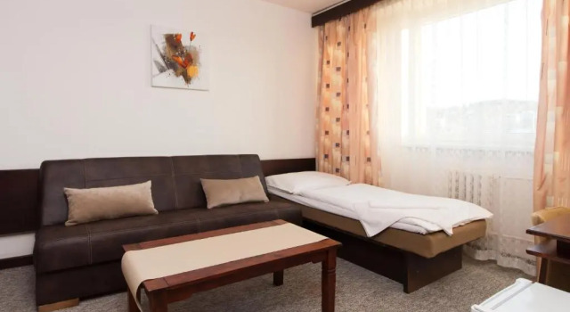 Апартаменты Hotel Merkur - Jablonec nad Nisou